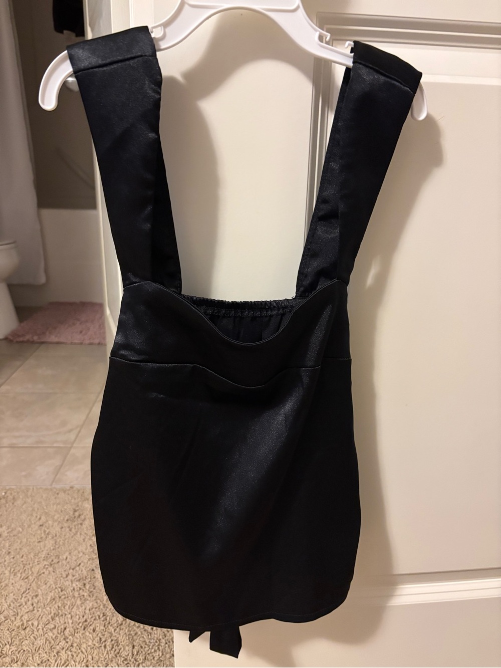 Black Women’s Tie Back Top